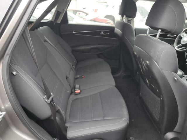 Photo 10 from auction – 2017 KIA SORENTO LX with VIN 5XYPGDA59HG334559
