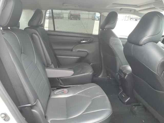 Photo 11 from auction – 2021 TOYOTA HIGHLANDER with VIN 5TDGZRBH6MS140424