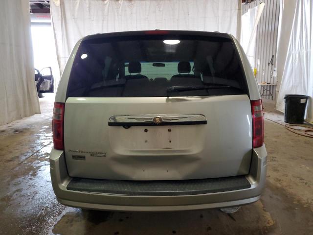 Photo 6 from auction – 2008 CHRYSLER TOWN & COU with VIN 2A8HR54P58R121663
