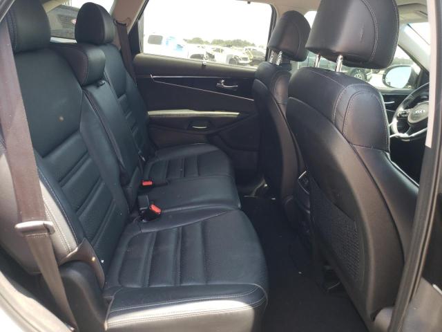Photo 11 from auction – 2017 KIA SORENTO EX with VIN 5XYPH4A11HG282967
