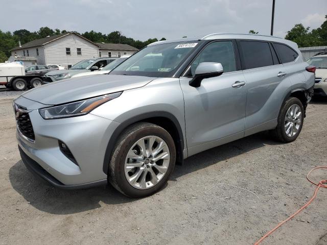 TOYOTA HIGHLANDER 2021 with VIN 5TDDZRBH9MS524863 - Photo from auction