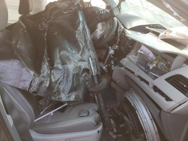 Photo 7 from auction – 2012 TOYOTA SIENNA XLE with VIN 5TDDK3DC7CS041745