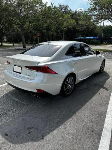 Photo 4 from auction – 2020 LEXUS IS 300 with VIN JTHAA1D21L5102710