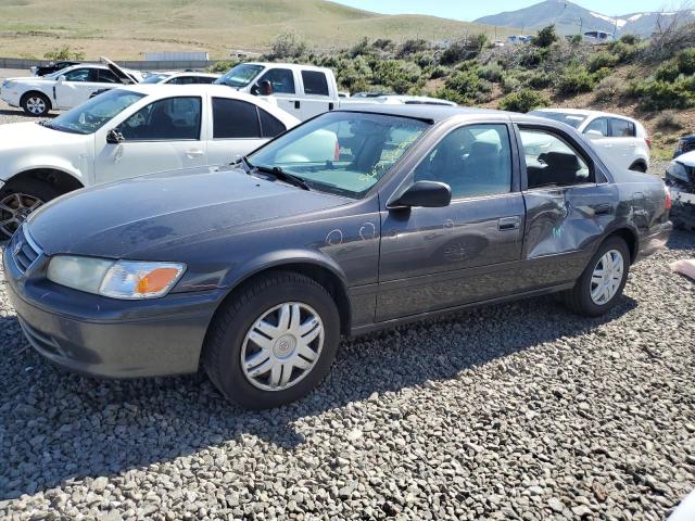 TOYOTA CAMRY CE 2001 with VIN 4T1BG22K71U815980 - Photo from auction