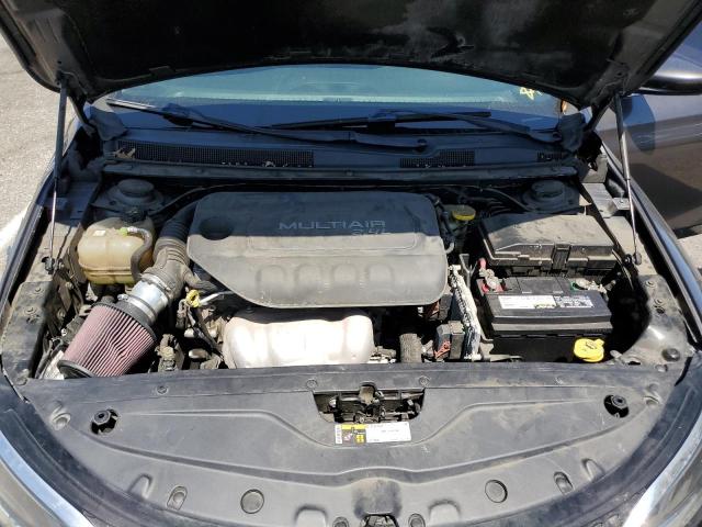 Photo 11 from auction – 2015 CHRYSLER 200 LIMITE with VIN 1C3CCCAB1FN742400