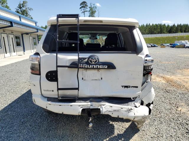 Photo 6 from auction – 2019 TOYOTA 4RUNNER SR with VIN JTEBU5JR2K5644253
