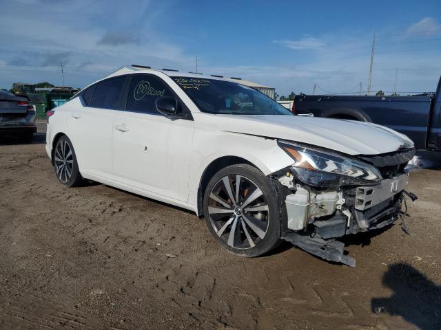 Photo 4 from auction – 2019 NISSAN ALTIMA SR with VIN 1N4BL4CV8KC179071
