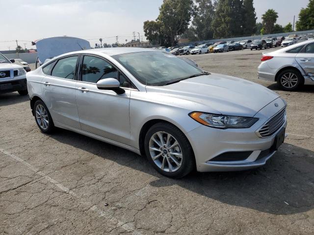 Photo 4 from auction – 2017 FORD FUSION SE with VIN 3FA6P0LU5HR356255