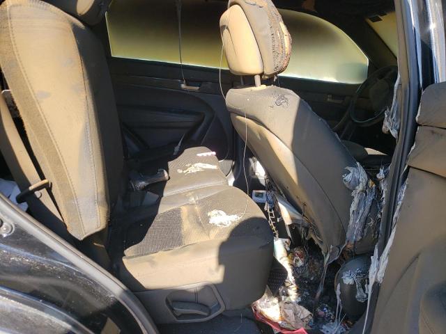 Photo 11 from auction – 2015 KIA SORENTO LX with VIN 5XYKT3A68FG611353