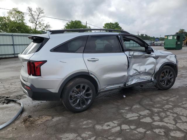 Photo 3 from auction – 2022 KIA SORENTO EX with VIN 5XYRHDLF9NG155428