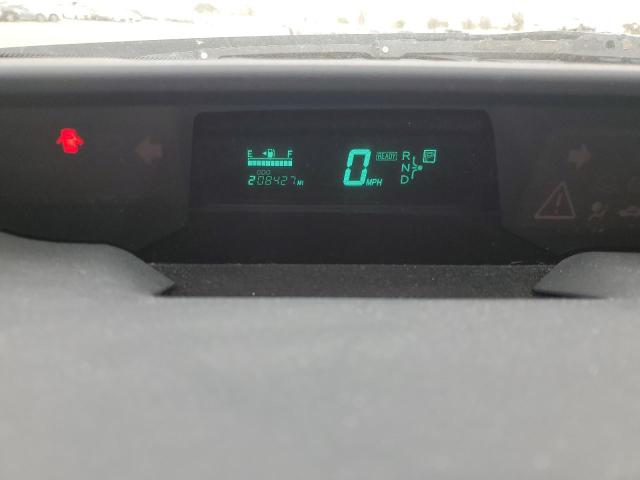 Photo 9 from auction – 2004 TOYOTA PRIUS with VIN JTDKB20UX40033935