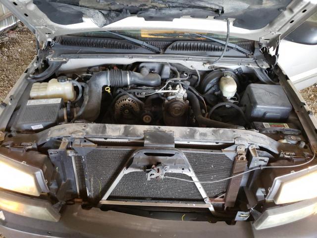 Photo 11 from auction – 2005 CHEVROLET SILVERADO with VIN 1GCEC14X95Z251466