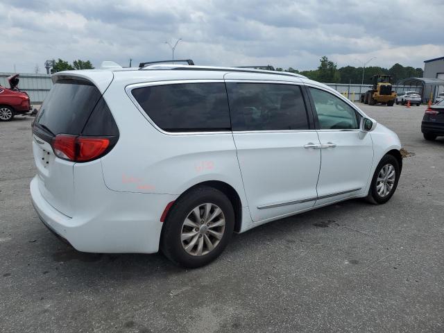 Photo 3 from auction – 2018 CHRYSLER PACIFICA T with VIN 2C4RC1BG9JR216984