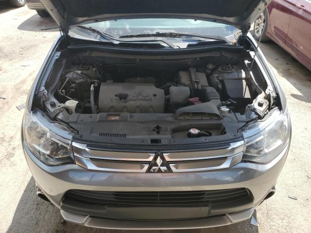 Photo 11 from auction – 2015 MITSUBISHI OUTLANDER with VIN JA4AZ3A39FZ004213
