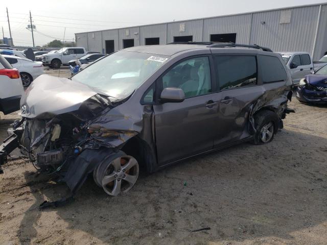 TOYOTA SIENNA LE 2011 with VIN 5TDKK3DC0BS168102 - Photo from auction