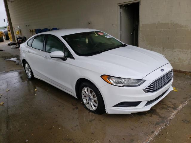 Photo 4 from auction – 2017 FORD FUSION S with VIN 3FA6P0G72HR332810
