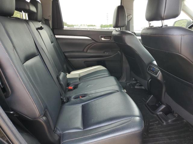 Photo 11 from auction – 2017 TOYOTA HIGHLANDER with VIN 5TDJZRFH0HS390263