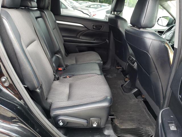 Photo 11 from auction – 2017 TOYOTA HIGHLANDER with VIN 5TDBZRFH9HS421935