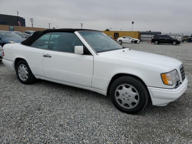 Photo 4 from auction – 1995 MERCEDES-BENZ E 320 with VIN WDBEA66E3SC252379