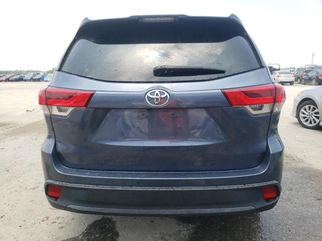 Photo 6 from auction – 2018 TOYOTA HIGHLANDER with VIN 5TDBZRFH8JS882968