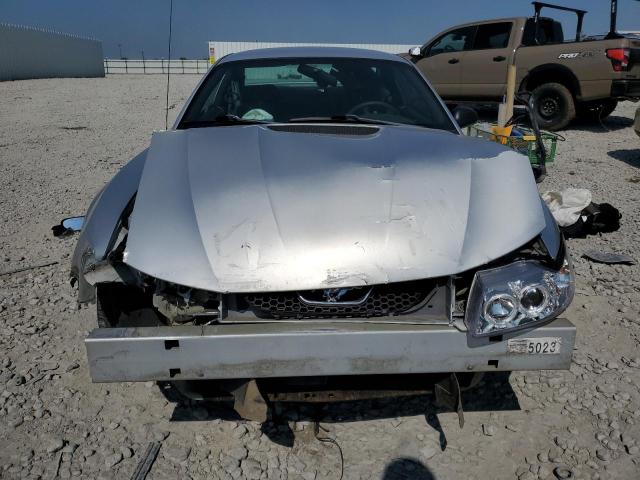 Photo 5 from auction – 2001 FORD MUSTANG with VIN 1FAFP40451F196361