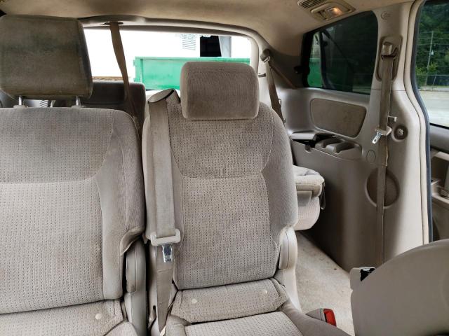 Photo 10 from auction – 2010 TOYOTA SIENNA CE with VIN 5TDKK4CC1AS313170