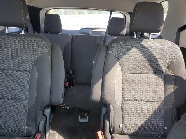 Photo 10 from auction – 2018 CHEVROLET TRAVERSE L with VIN 1GNEVGKWXJJ108582