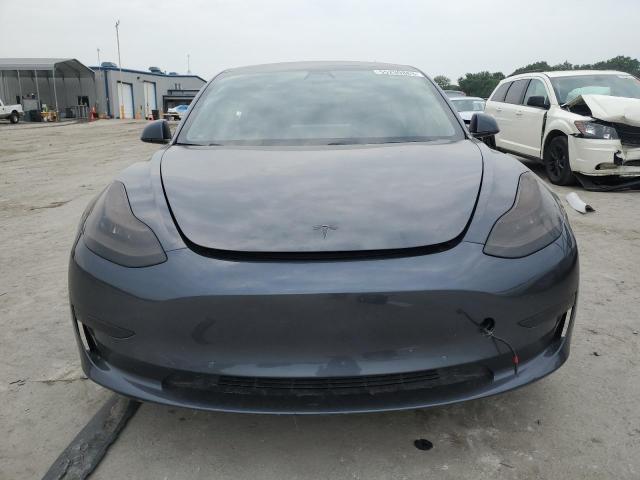 Photo 5 from auction – 2018 TESLA MODEL 3 with VIN 5YJ3E1EB9JF087110