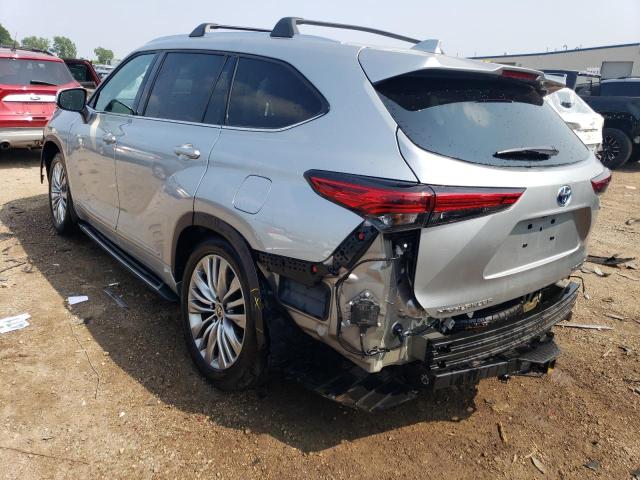 Photo 2 from auction – 2022 TOYOTA HIGHLANDER with VIN 5TDEBRCH4NS097231