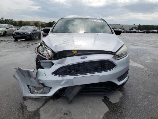 Photo 5 from auction – 2017 FORD FOCUS S with VIN 1FADP3E29HL275133