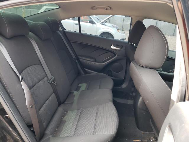 Photo 10 from auction – 2018 KIA FORTE LX with VIN 3KPFK4A75JE264380