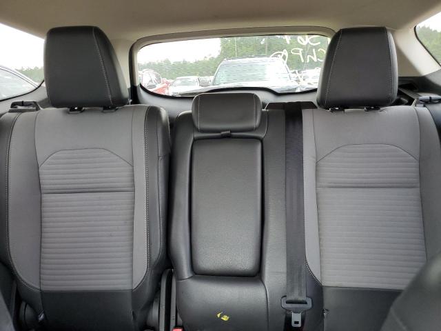 Photo 10 from auction – 2017 FORD ESCAPE SE with VIN 1FMCU0GD3HUC06763