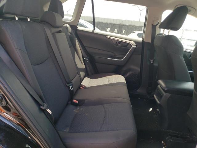 Photo 11 from auction – 2021 TOYOTA RAV4 LE with VIN 2T3F1RFV9MC248961