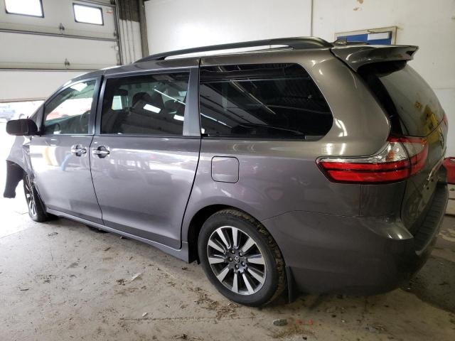 Photo 2 from auction – 2018 TOYOTA SIENNA XLE with VIN 5TDDZ3DC7JS206377