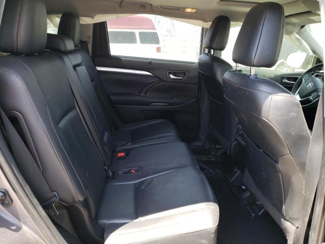 Photo 11 from auction – 2019 TOYOTA HIGHLANDER with VIN 5TDKZRFH3KS328366