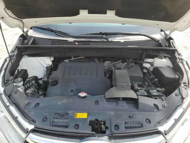 Photo 12 from auction – 2016 TOYOTA HIGHLANDER with VIN 5TDJKRFH4GS236982