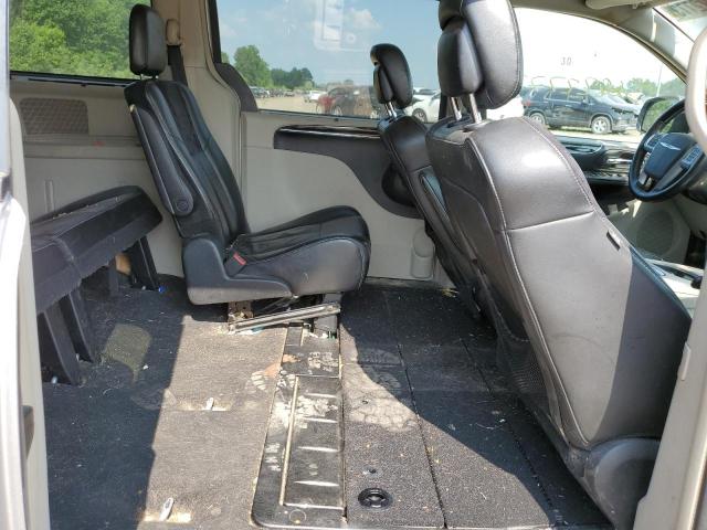 Photo 11 from auction – 2013 CHRYSLER TOWN & COU with VIN 2C4RC1GG2DR633828