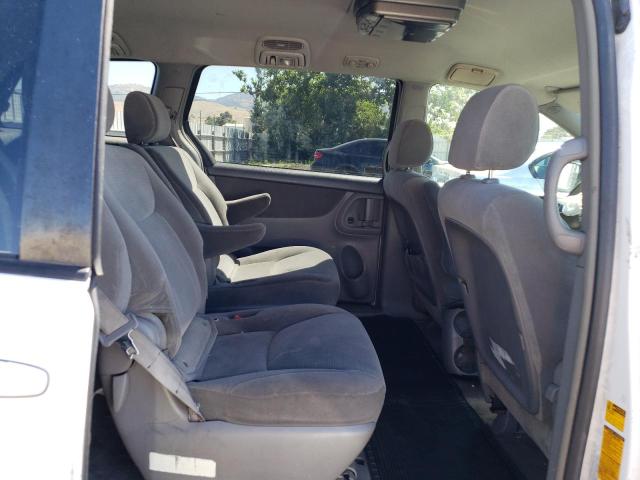 Photo 11 from auction – 2005 TOYOTA SIENNA CE with VIN 5TDZA23C85S229634