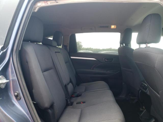 Photo 11 from auction – 2018 TOYOTA HIGHLANDER with VIN 5TDBZRFH8JS882968