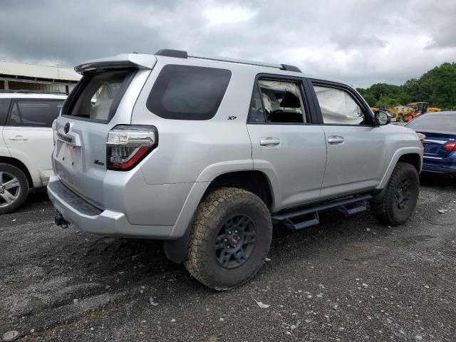 Photo 3 from auction – 2021 TOYOTA 4RUNNER SR with VIN JTEEU5JR6M5251209
