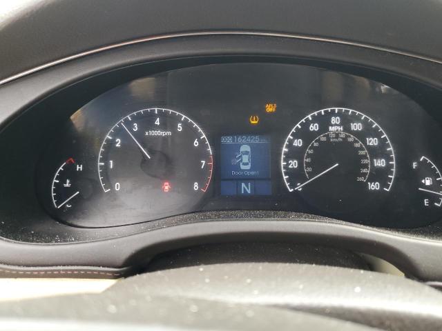 Photo 9 from auction – 2010 HYUNDAI GENESIS 4. with VIN KMHGC4DF5AU098928
