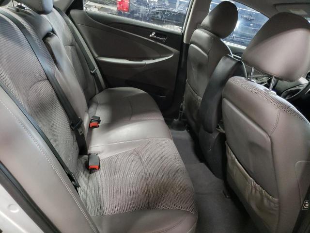 Photo 10 from auction – 2012 HYUNDAI SONATA SE with VIN 5NPEC4AC5CH393529