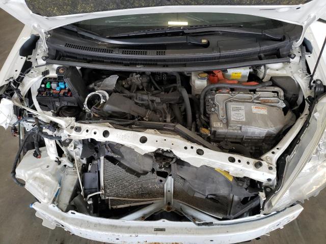 Photo 11 from auction – 2012 TOYOTA PRIUS C with VIN JTDKDTB37C1029855