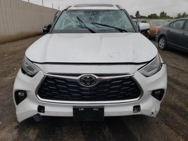 Photo 5 from auction – 2023 TOYOTA HIGHLANDER with VIN 5TDKDRBH5PS015427