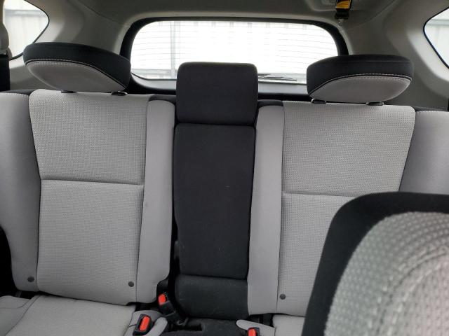 Photo 10 from auction – 2017 TOYOTA RAV4 XLE with VIN 2T3RFREV3HW659020