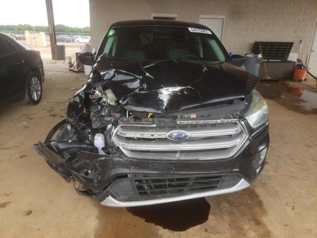 Photo 5 from auction – 2017 FORD ESCAPE SE with VIN 1FMCU0GD2HUC19455