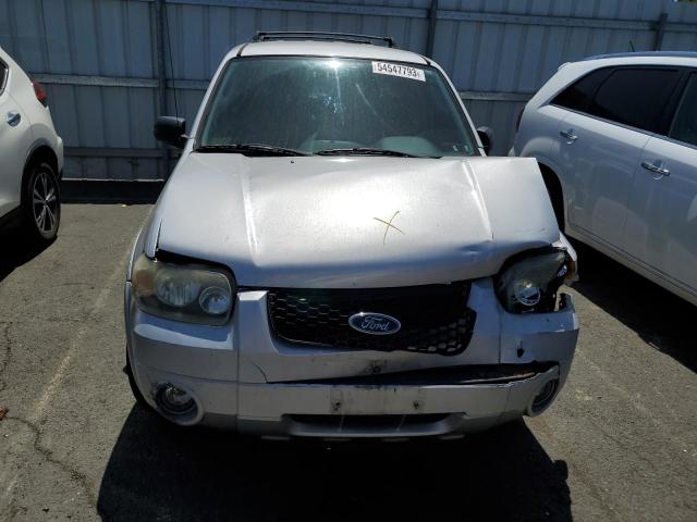Photo 5 from auction – 2006 FORD ESCAPE HEV with VIN 1FMCU96H86KA08715