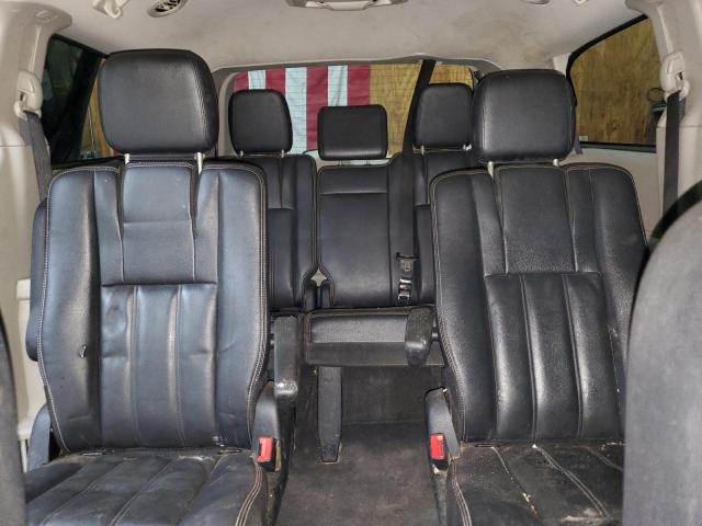 Photo 10 from auction – 2013 CHRYSLER TOWN & COU with VIN 2C4RC1BG9DR776024