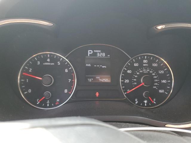 Photo 9 from auction – 2017 KIA FORTE LX with VIN 3KPFK4A7XHE035252