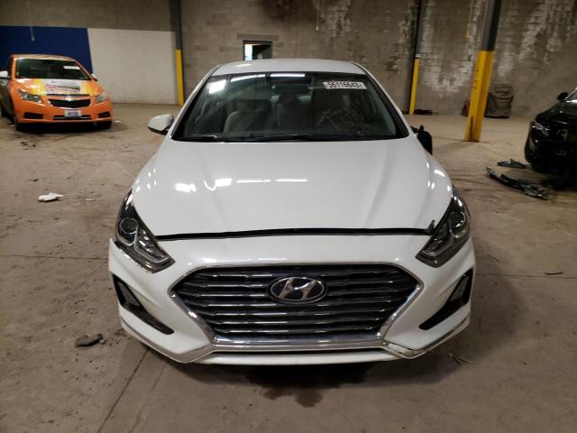 Photo 5 from auction – 2019 HYUNDAI SONATA SE with VIN 5NPE24AF2KH794063